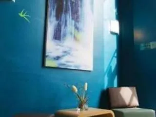 Le Majestic By Popinns Hotel 3*