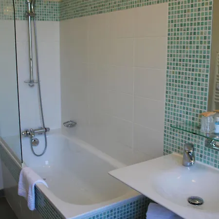 Le Majestic By Popinns Hotel 3*